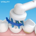 Oral-B Vitality 80327146 spazzolino elettrico per adulti Spazzolino rotante-oscillante Blu, Rosso